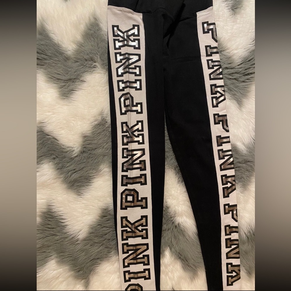 Victoria Secret Pink Leggings